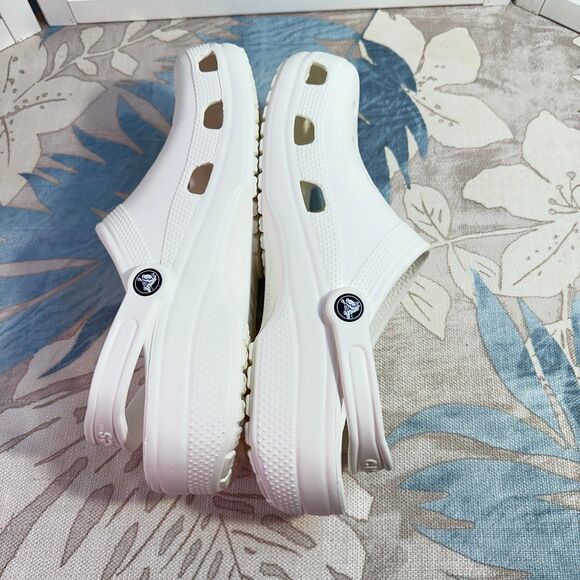 Crocs women’s Size 11 Men’s Size 9 - Picture 3 of 12